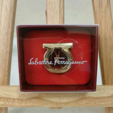 Ferragamo 페라가모 스카프링 골드
