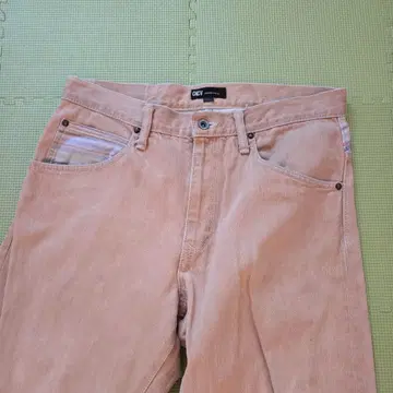 CAV 베이지 슬림핏 치노 팬츠