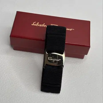 Salvatore Ferragamo 페라가모 바라 리본 머리핀