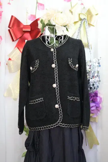 새상품 추가 OFF 골드 파이핑의 럭셔리 상의 BLACK8920