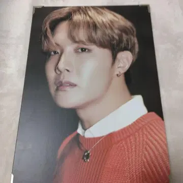 J-HOPE MAP OF THE SOUL ON:E