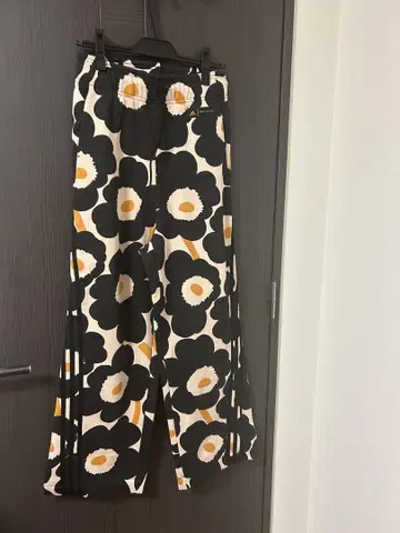 adidas marimekko 플라워 프린트 조거 팬츠