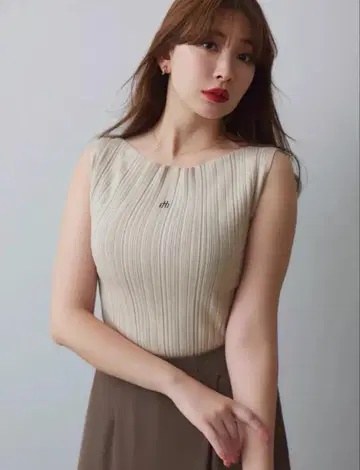Herlipto Ribbed Boat-Neck Knit Top