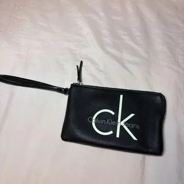 Calvin Klein Jeans 미니 파우치 블랙