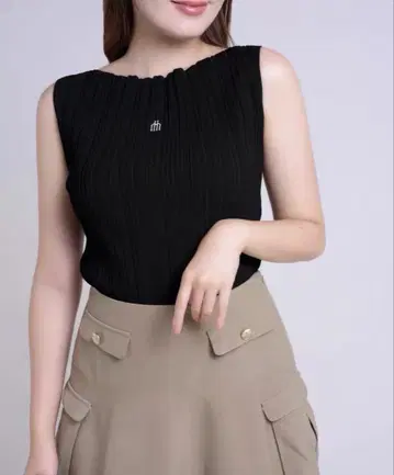 Herlipto Ribbed Boat-Neck Knit Top