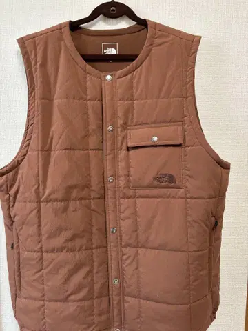 The North Face 브라운 메도우웜 베스트