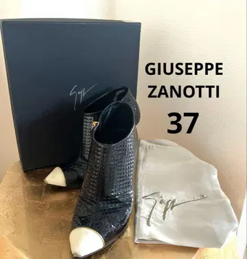 쥬세페 자노티 GIUSEPPE ZANOTTI 블랙 화이트 37