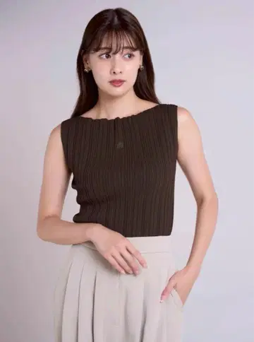 Herlipto Ribbed Boat-Neck Knit Top