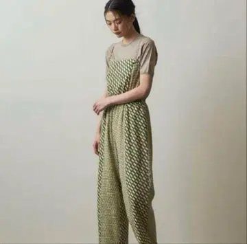 silent 카와구치 하루나 착용 살로펫