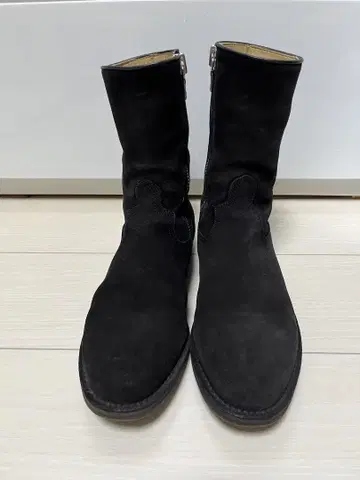 러그스 맥그리거 x 논네이티브 사이드 지퍼 부츠