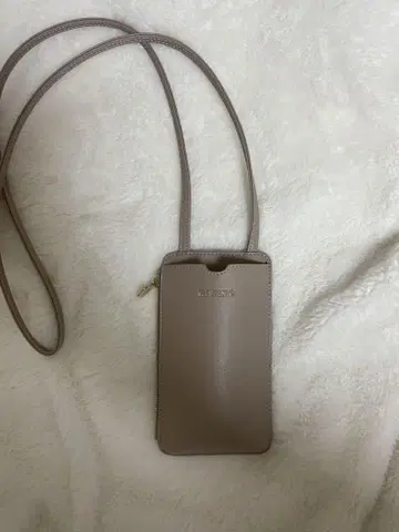 MARY QUANT 스마트폰 숄더백 베이지