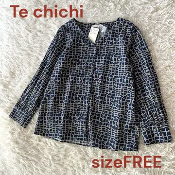 미사용 테치치 리버티 프린트 앞단추 블라우스 네이비