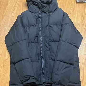 ZABA 블랙 다운 자켓
