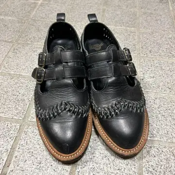 닥터마틴 오리지널 버클 편직 멜리 제인
