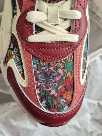 PUMA 리버티 스니커즈
