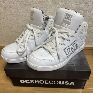 DC 하이컷 스니커즈 화이트