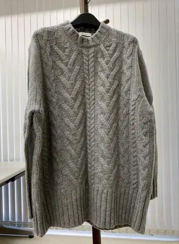 라메레이 한국제 그레이 케이블 니트 스웨터 긴팔