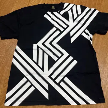 SHAKA DETONATOR T셔츠 블랙 스트리머