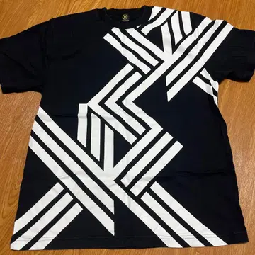 SHAKA DETONATOR T셔츠 블랙 스트리머