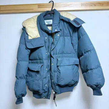 다운 자켓
