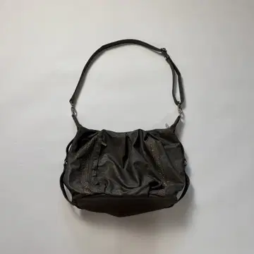 2000s BAL studs leather shoulder bag