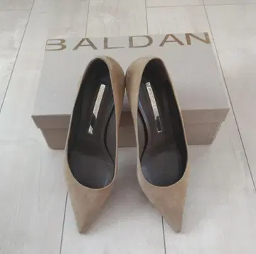 BALDAN 스틸레토 펌프스