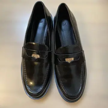 H&M 코인 로퍼 블랙 39