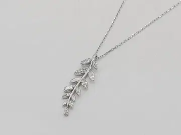 스와로브스키 크리스탈 목걸이 메이플라이 클리어 x 실버 계열