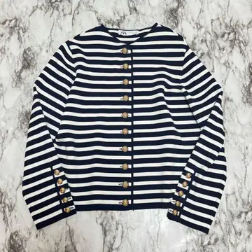 컨디션 최상 ZARA 보더 니트 가디건 골드 버튼 L