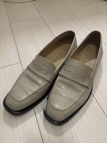 긴자 카네마츠 천연 가죽 로퍼