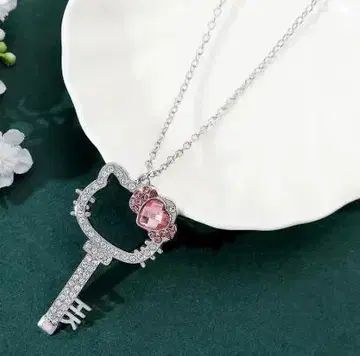 헬로키티 목걸이 키 열쇠