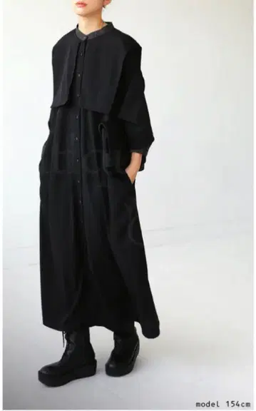 안티카 스퀘어 칼라 셔츠 원피스 블랙