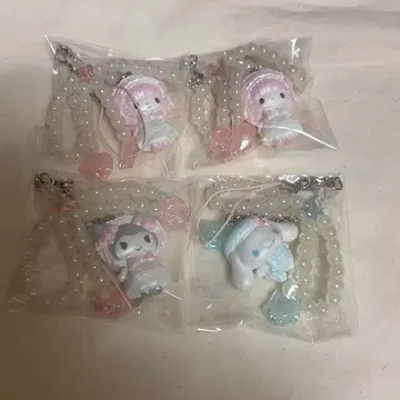 산리오 화이트 프릴 피아노 시나몬 쿠로미