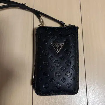 GUESS 스마트폰 숄더백