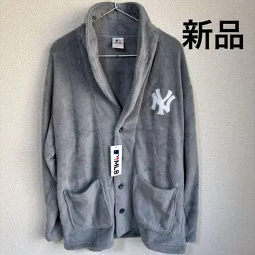 [ 새상품 ] New York Yankees 보아 플리스 자켓 L