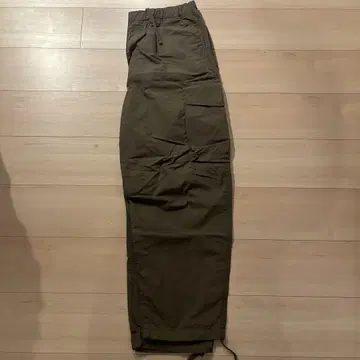 UNIQLO 카고 팬츠 올리브색 4 포켓