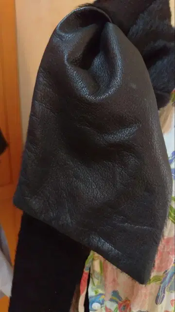블랙 가죽 퍼 스톨