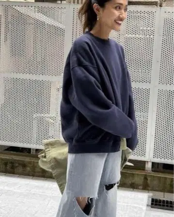 searoomlynn 네이비 크루넥 맨투맨