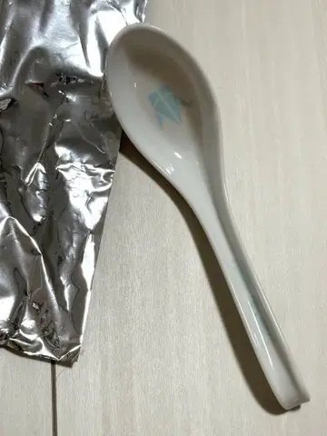 하스노소라 x 8번 라멘 렌게 모모세 긴코