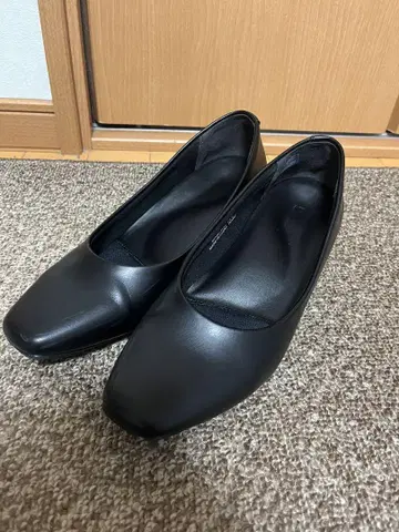 블랙 스퀘어토 펌프스 힐 3.5cm