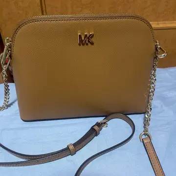 Michael Kors 브라운 미니 숄더백