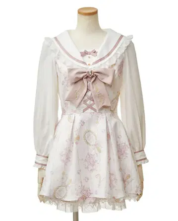 LIZLISA 리즈리사 주얼리 패턴 셋업 화이트