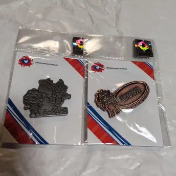 오사카 만박 한정판 미야쿠미야쿠 대지붕 반지 & 긴키 지방 핀 배지 세트