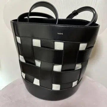 VASIC(바직) 핸드백