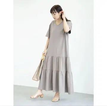SUGAR SPOON 티어드 컷 원피스 모카