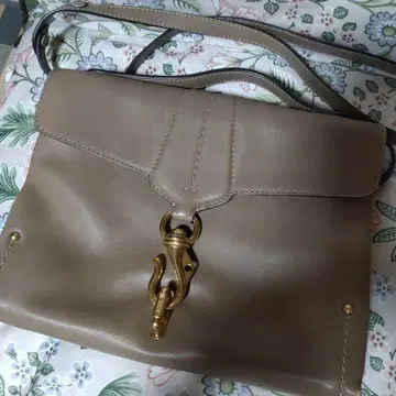 BALLY 마론 플랩 숄더백