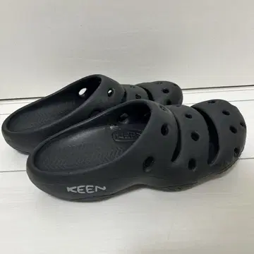 KEEN 블랙 샌들 통기성 24cm