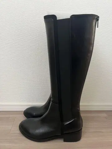 블랙 롱 부츠 뒷면 지퍼
