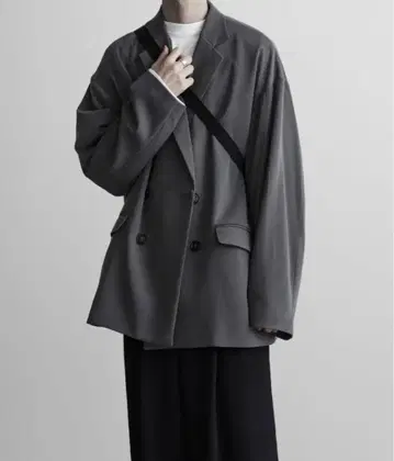 remer 루즈 언노운 더블 오버 드레이프 테일러드 자켓