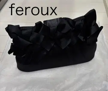 새상품급 feroux 블랙 리본 클러치백